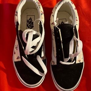 Girls Vans